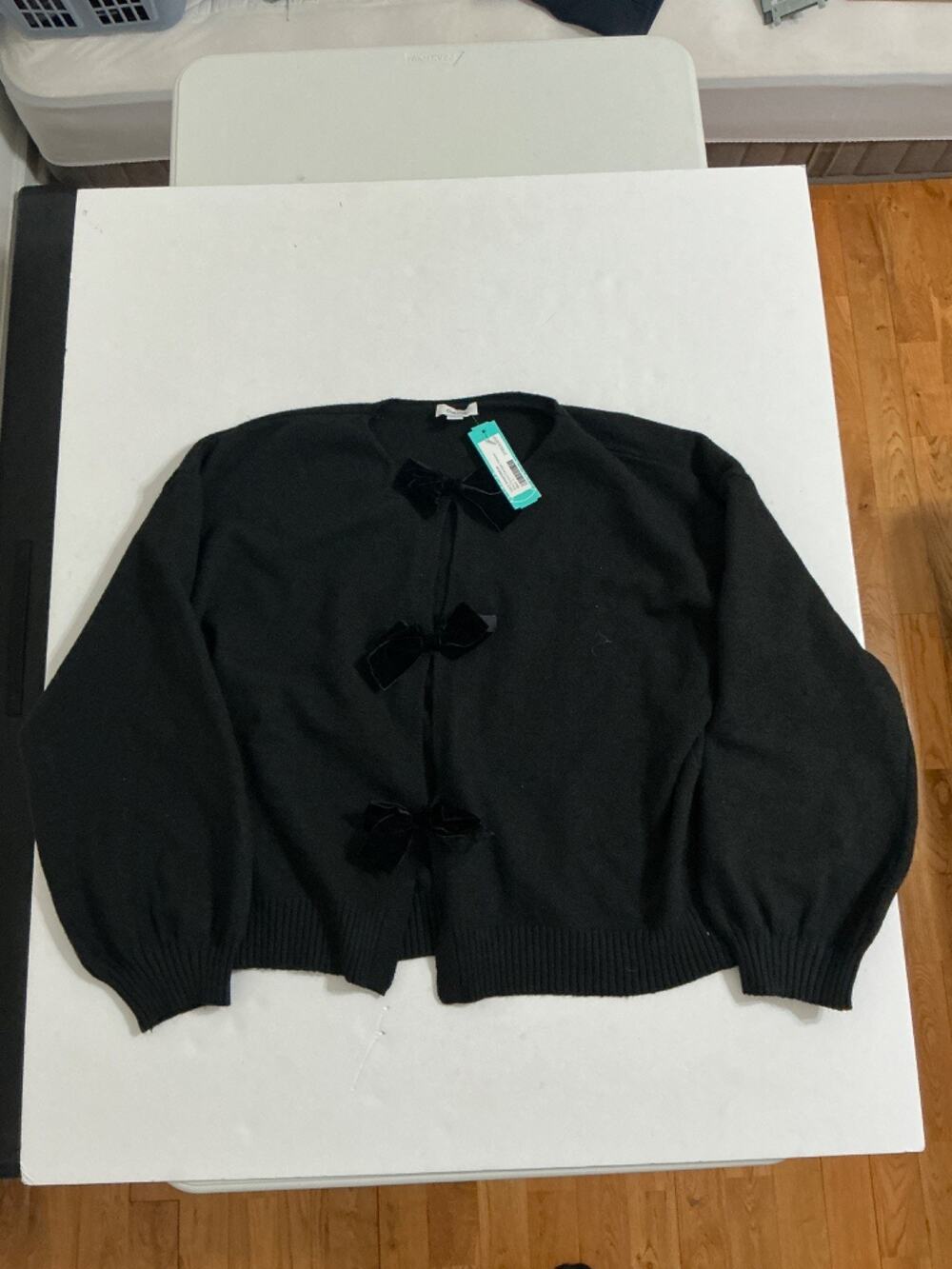 CeCe Black Velvet Bow Closure Cardigan Sweater Women's L Crewneck NWT